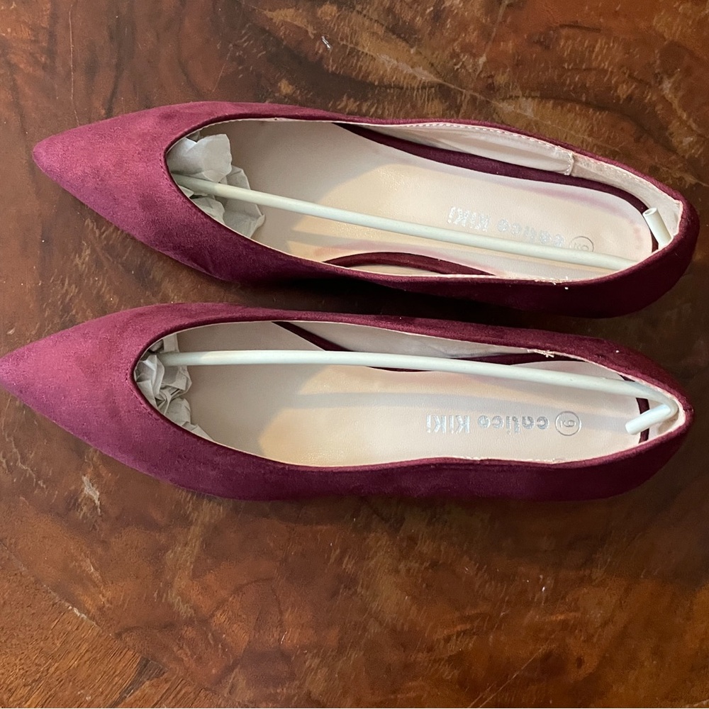 Calico Kitty maroon ballet kitten heels Elegant new